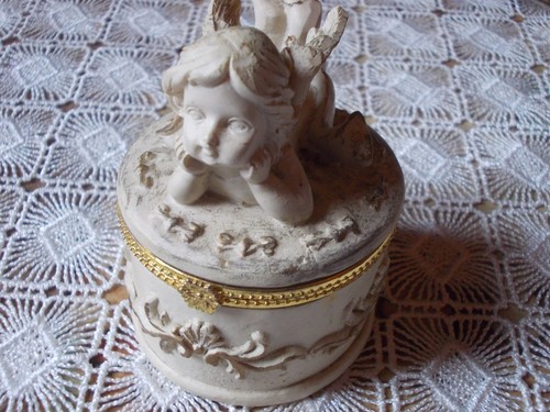 Boîte bijoux avec - à,
